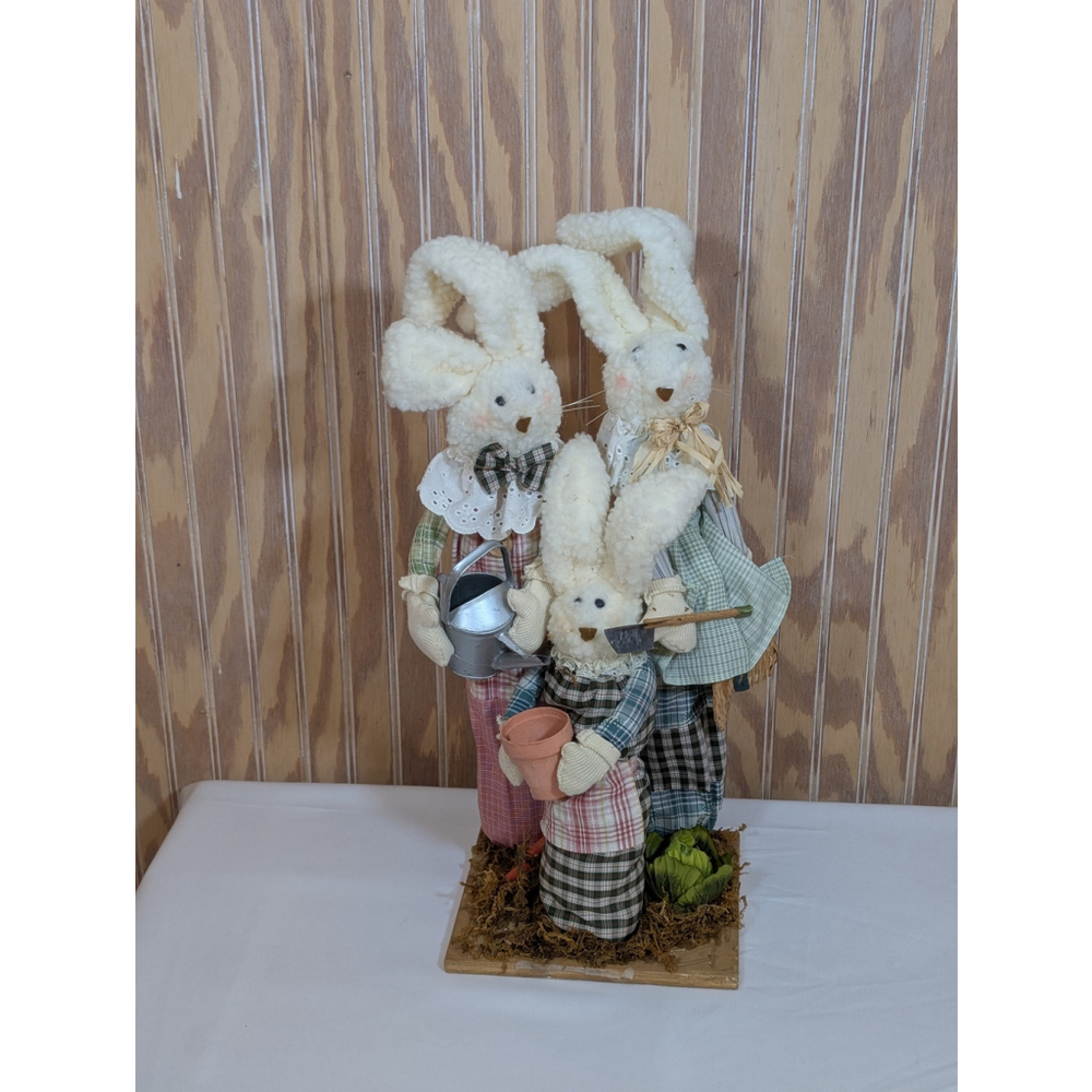 Unbranded Unisex Easter Bunny Family Figurine